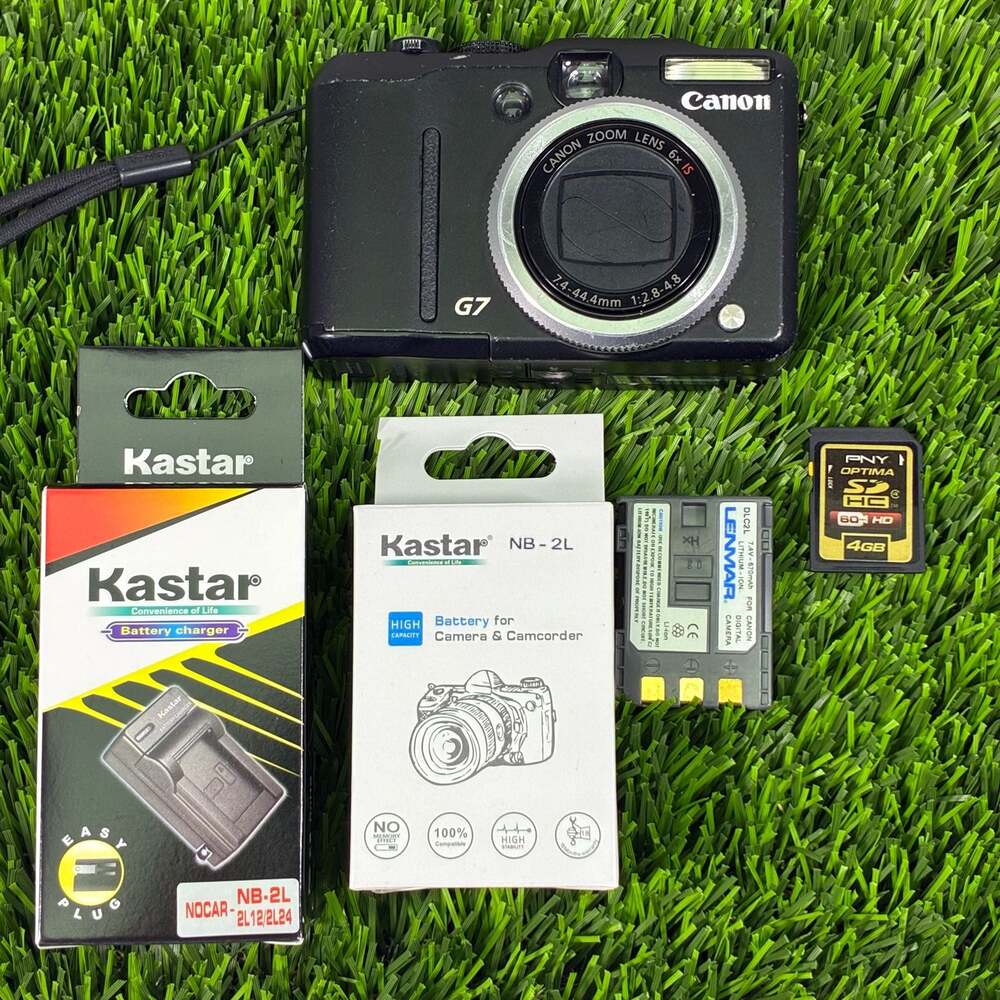 Canon PowerShot G7 10.0MP Digital Camera with Charger, Battery, and 4GB SD Card